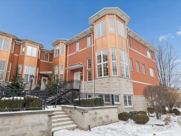 12 Park Avenue, River Forest, IL 60305