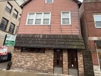 1015 W Belmont Avenue, Chicago, IL 60657 primary photo