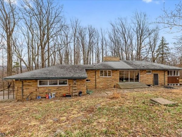 42 Stouts Rd, Montgomery, NJ 08558