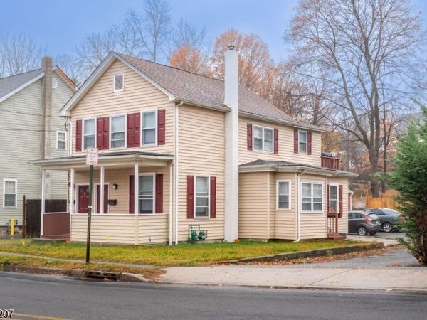 88 Trinity St, Newton, NJ 07860