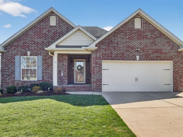 191 Avalon Dr , Gallatin, TN 37066