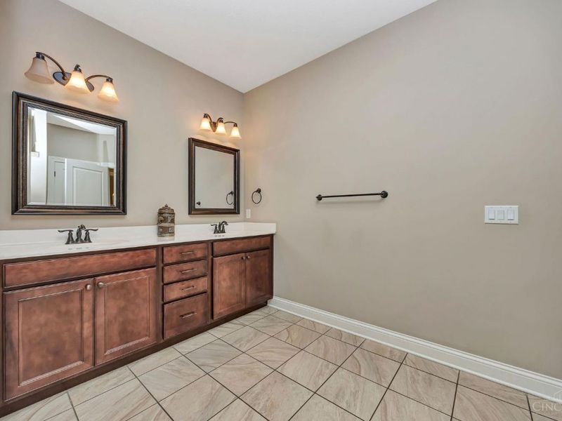 8358 Park Place, West Chester, OH 45069 Photo 27