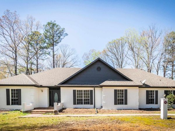 8700 OLD WARREN Road, Pine Bluff, AR 71603