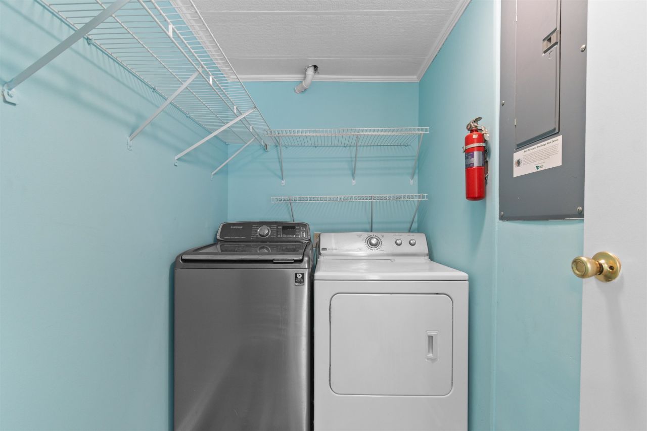 1974 Avocet Dr. Photo 25