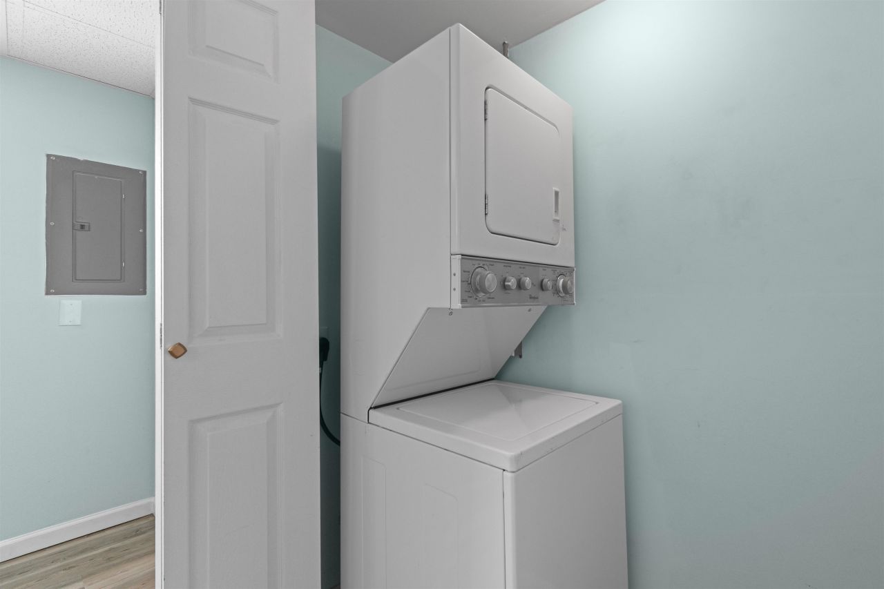 1974 Avocet Dr. Photo 30