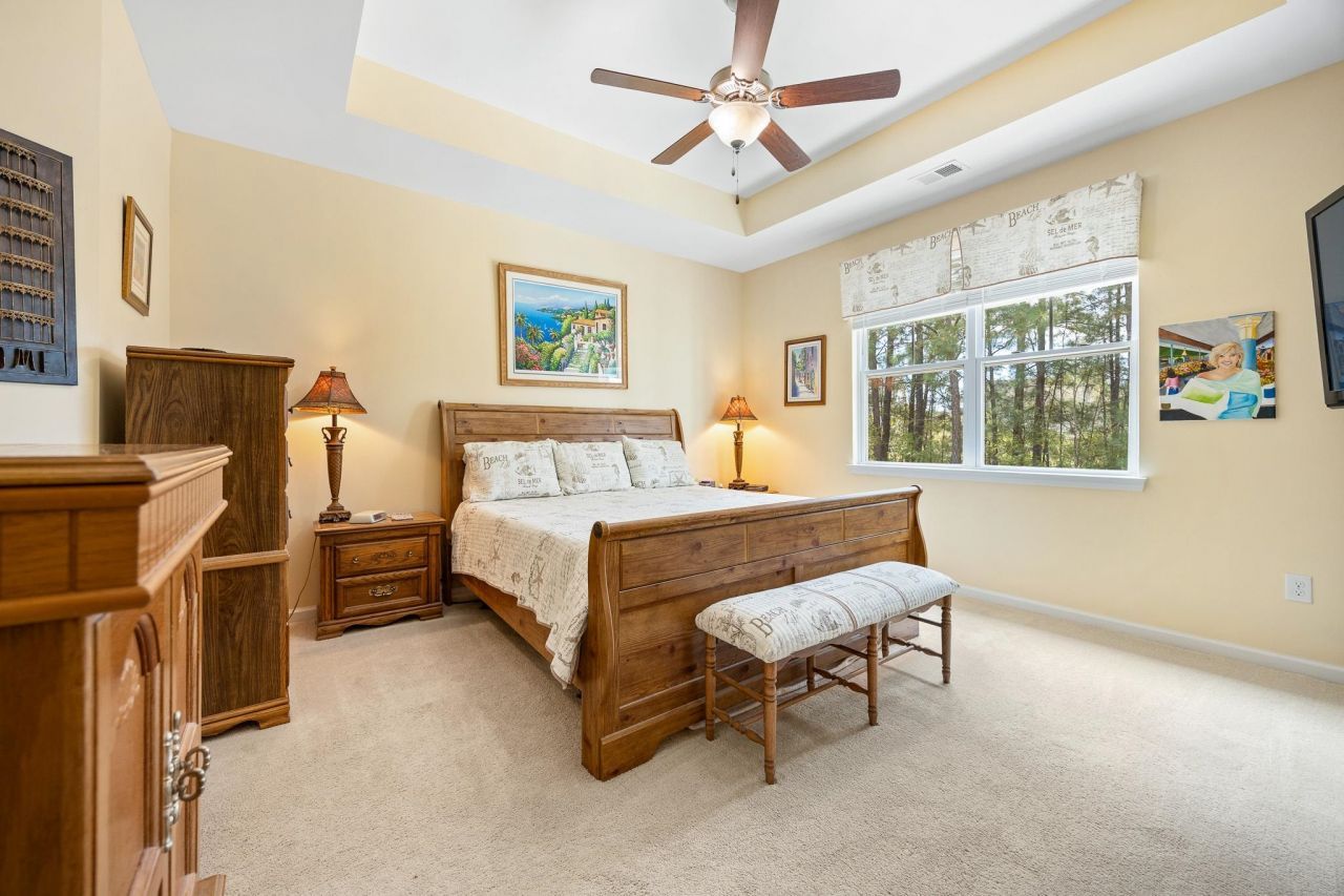 188 Machrie Loop Photo 22