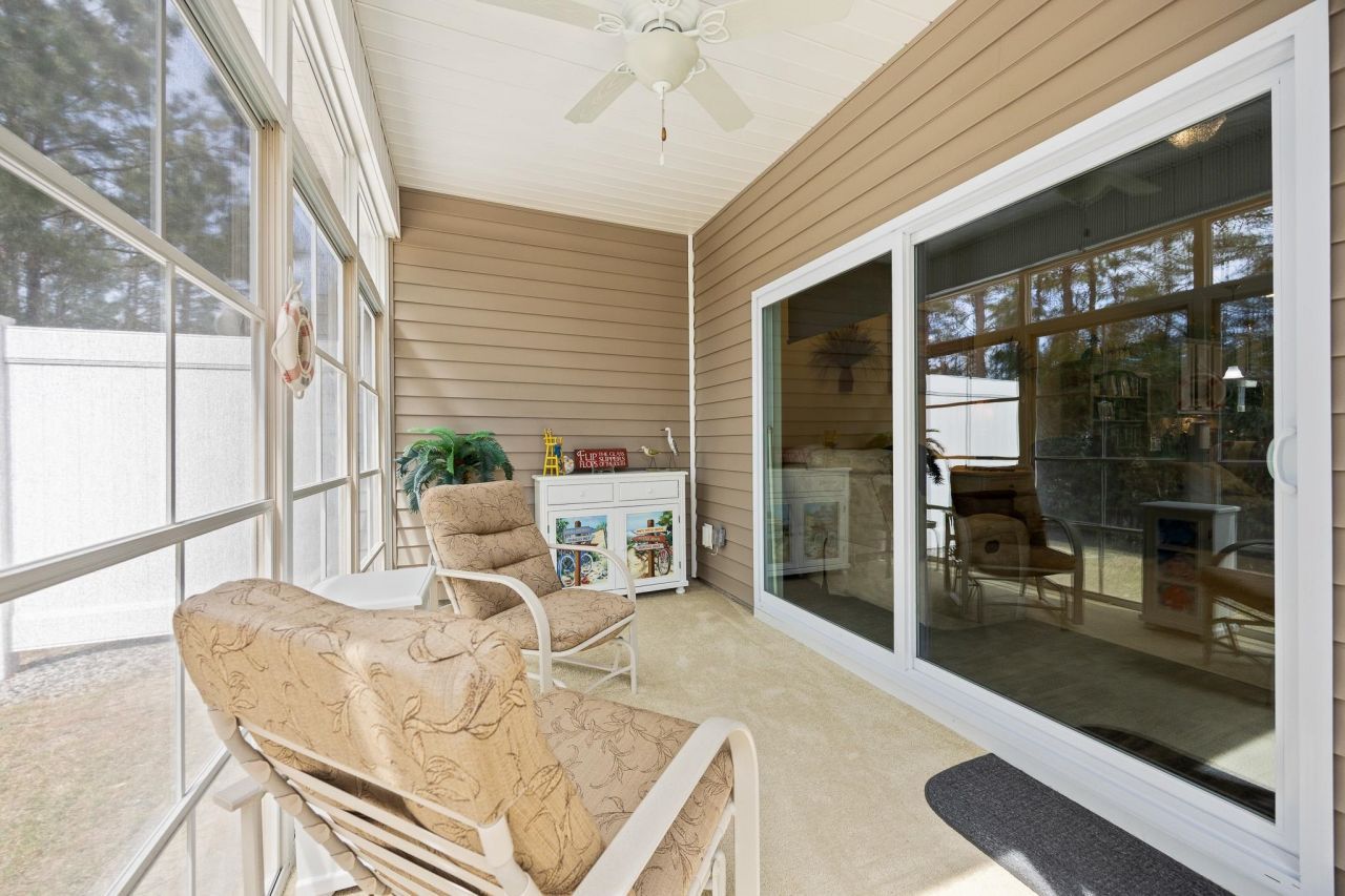 188 Machrie Loop Photo 38