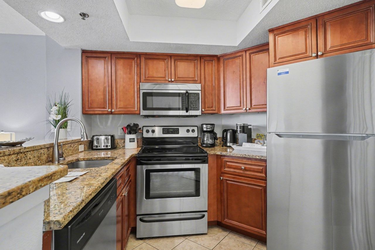 2504 N Ocean Blvd.  Photo 9