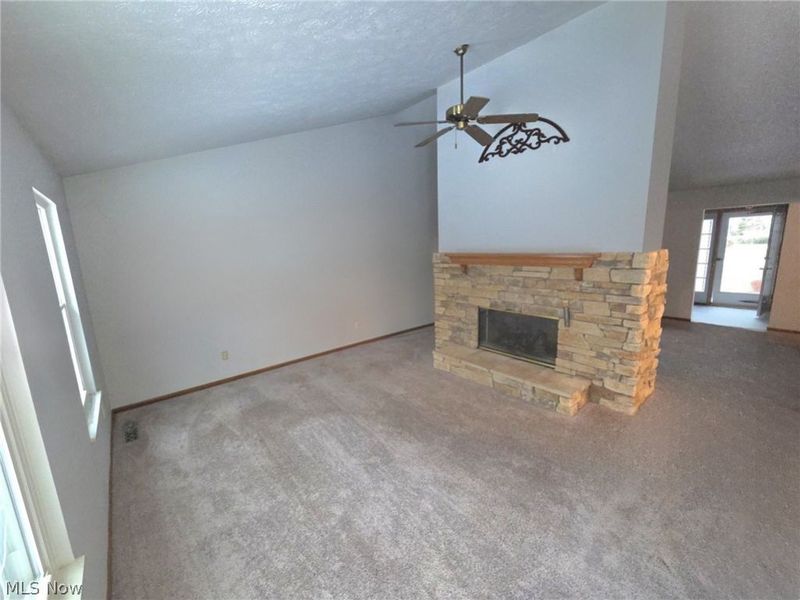 38450 Crossbrook Avenue, Willoughby, OH 44094 Photo 13