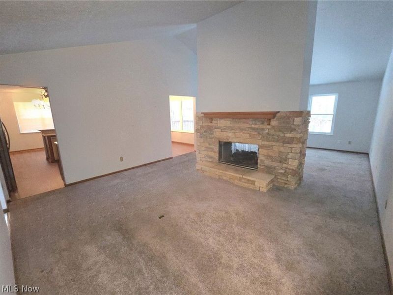 38450 Crossbrook Avenue, Willoughby, OH 44094 Photo 14