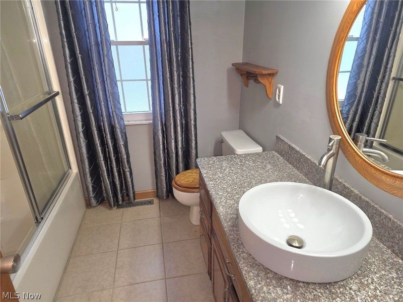 38450 Crossbrook Avenue, Willoughby, OH 44094 Photo 20