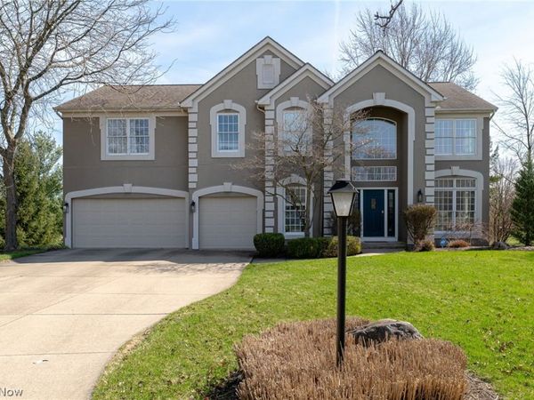 21711 Woodfield Trail , Strongsville, OH 44149