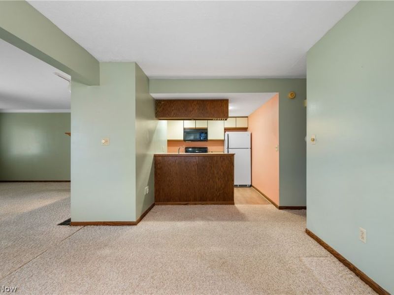 2141 Pinebrook Trail , Cuyahoga Falls, OH 44223 Photo 12