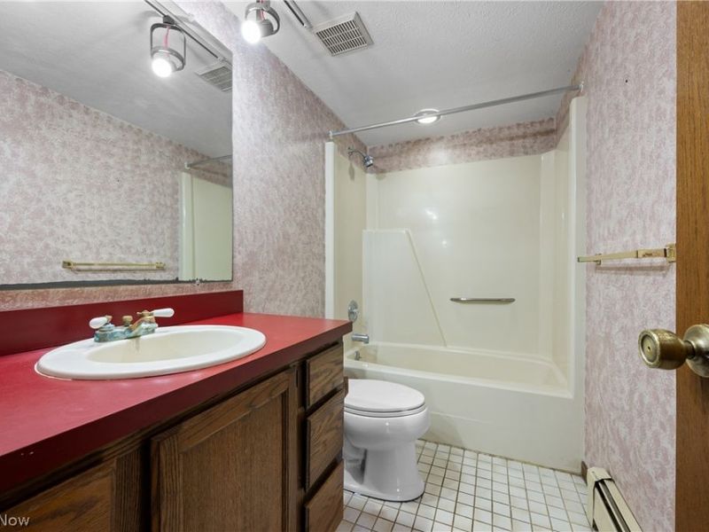 2141 Pinebrook Trail , Cuyahoga Falls, OH 44223 Photo 21