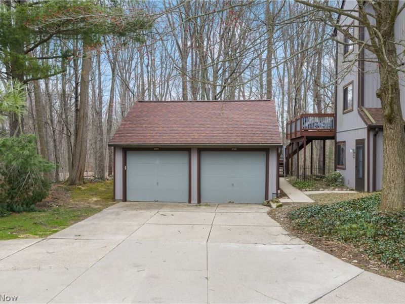 2141 Pinebrook Trail , Cuyahoga Falls, OH 44223 Photo 4