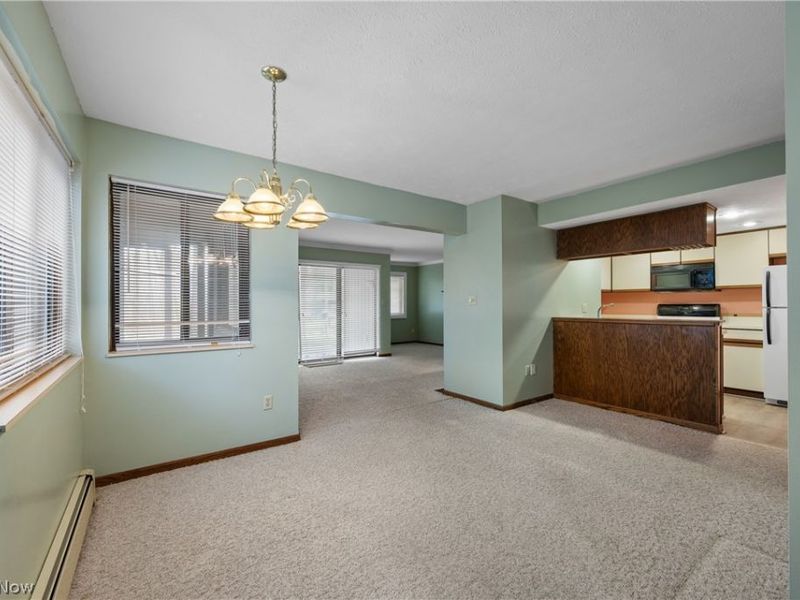 2141 Pinebrook Trail , Cuyahoga Falls, OH 44223 Photo 6