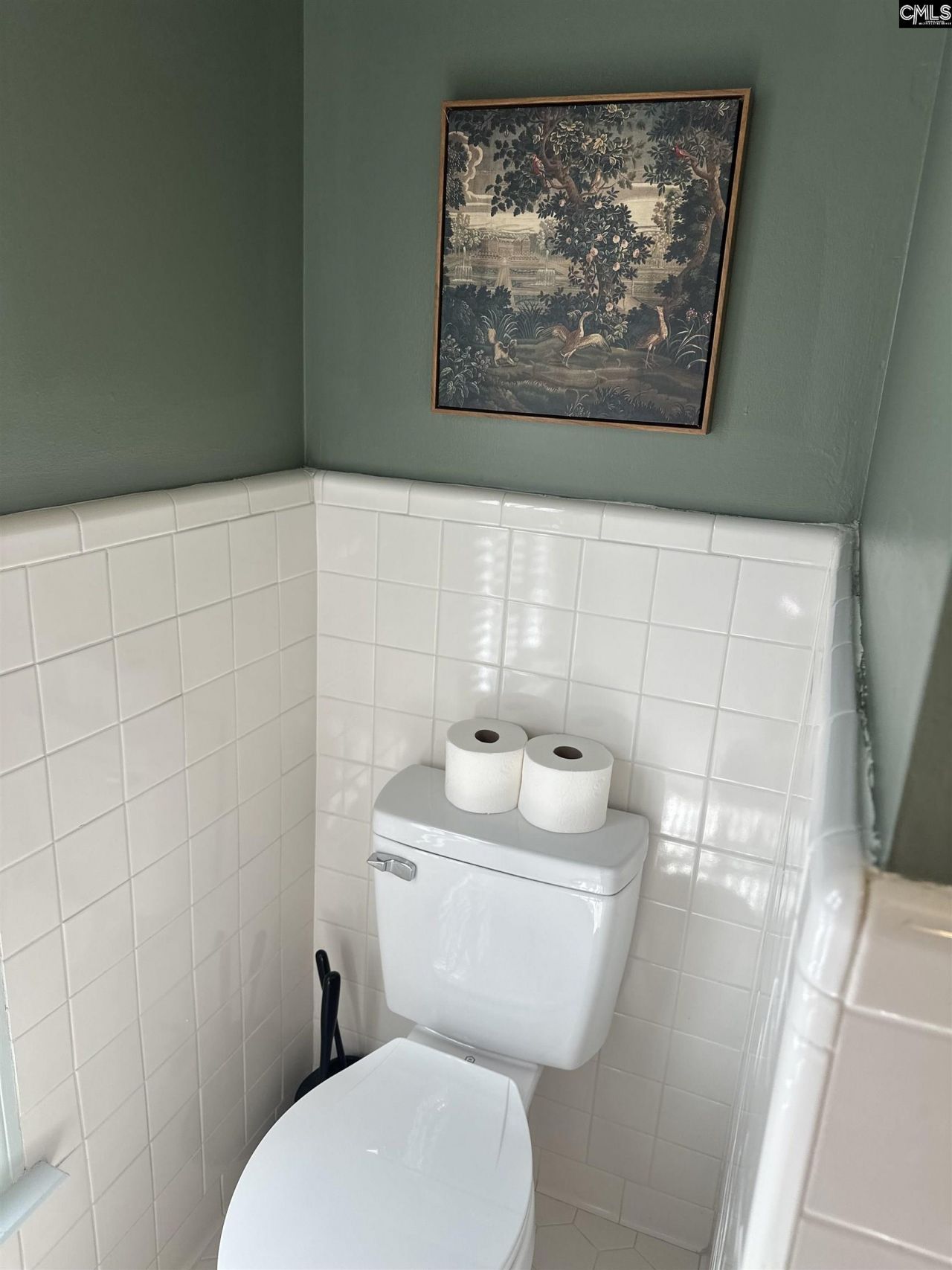 1704 Phelps Street Photo 32