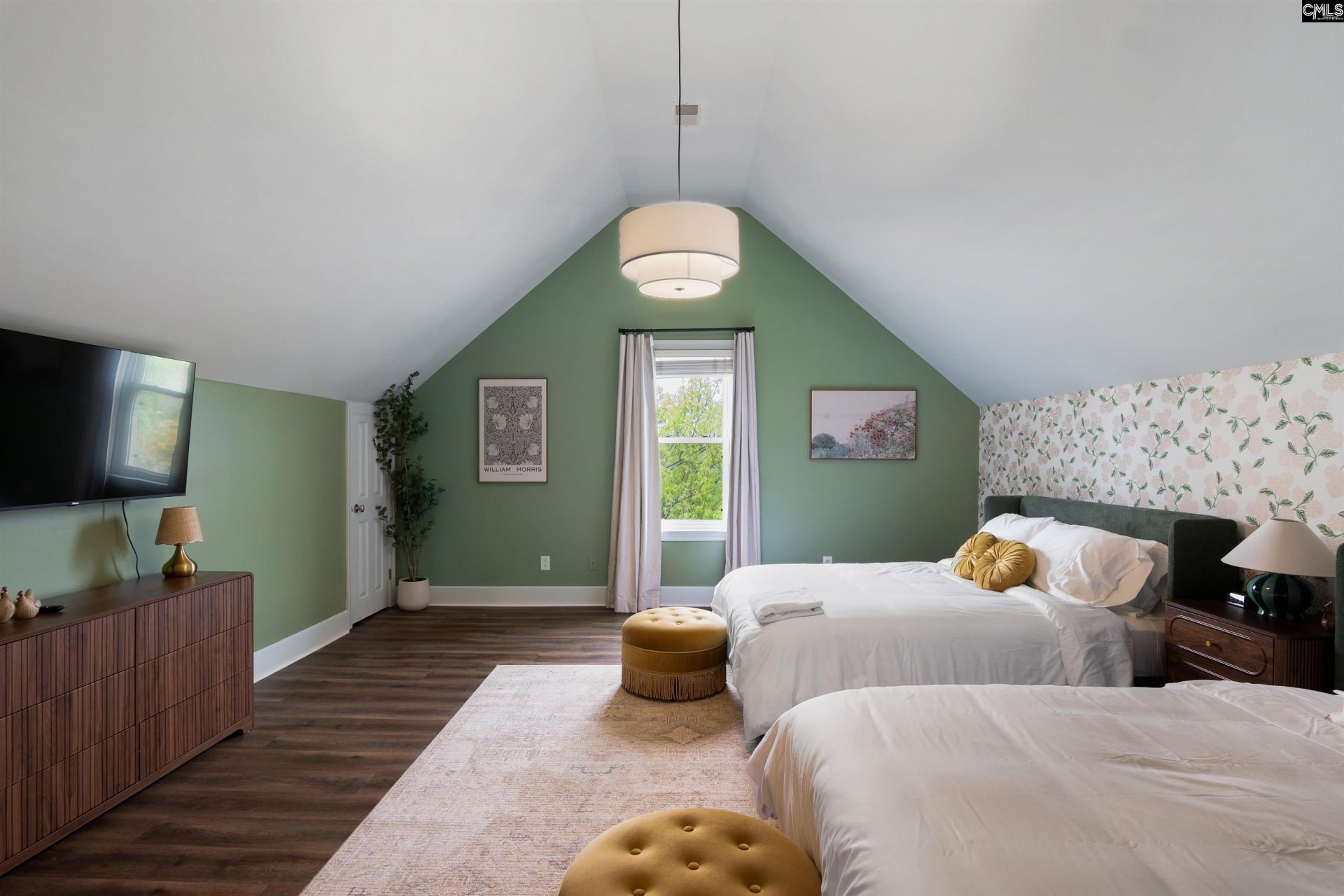 1704 Phelps Street  Photo 92