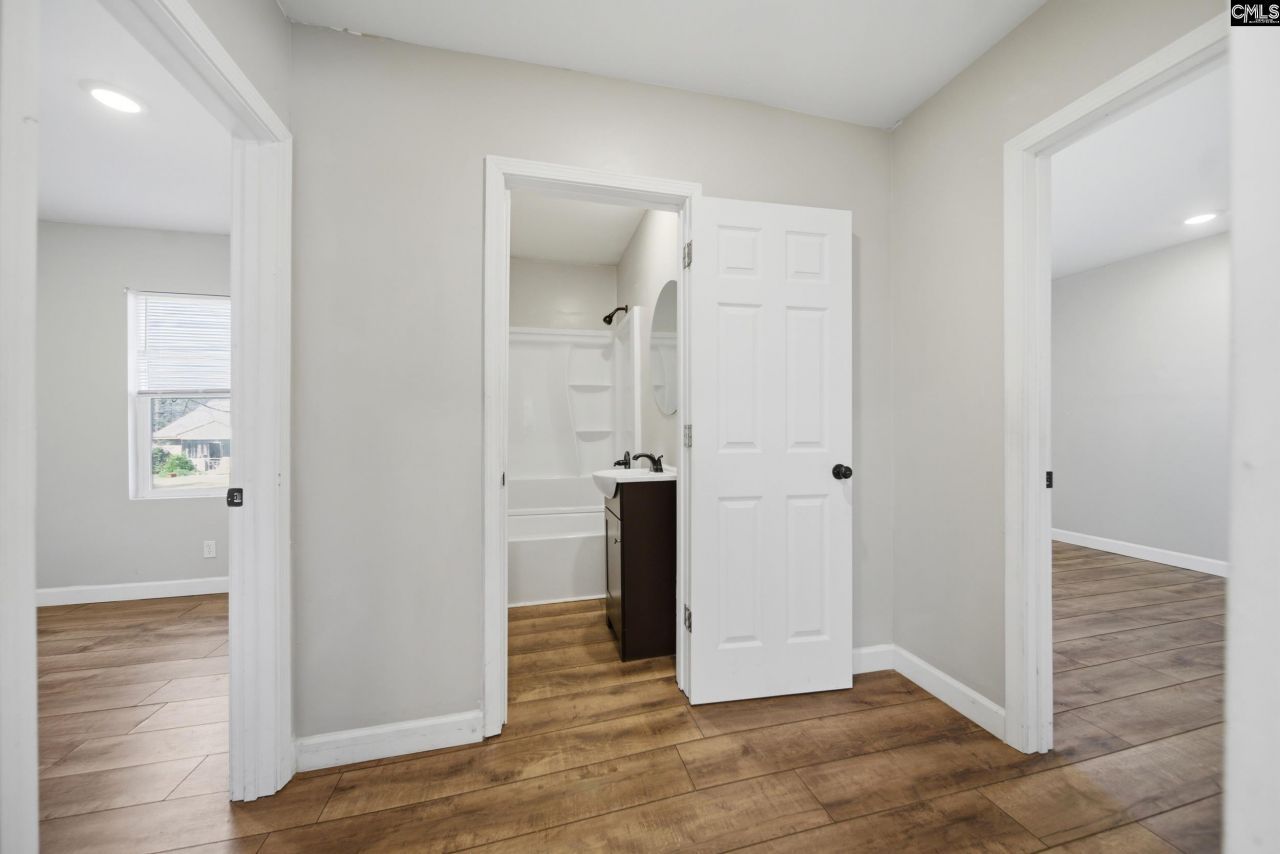 2309 Wallace Street  Photo 9