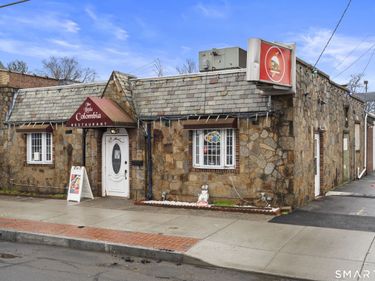 672 Main, East Haven, CT 06512