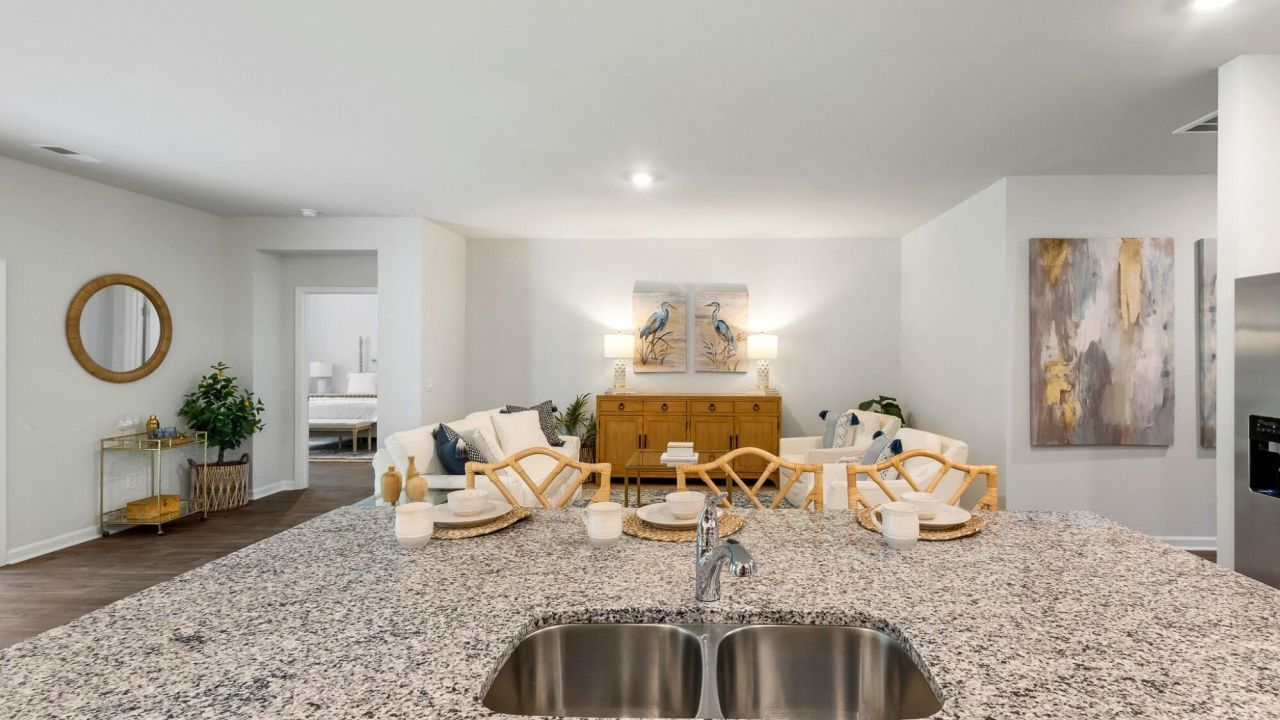 3919 Aberfeldy Lane Photo 24