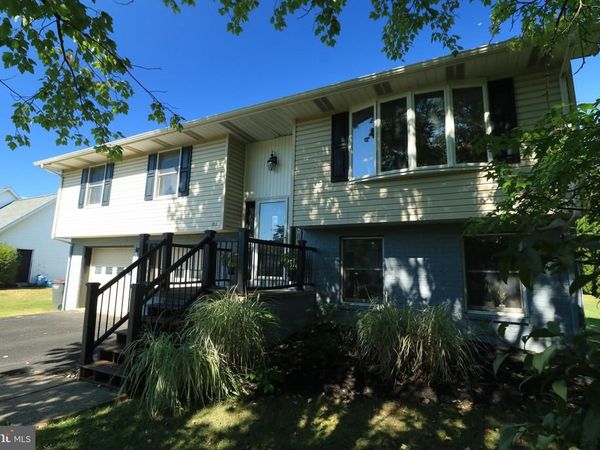 311 GOLDFINCH DRIVE, STATE COLLEGE, PA 16801