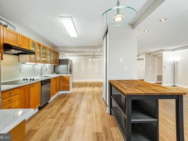 5904 MOUNT EAGLE DRIVE , Unit 601, ALEXANDRIA, VA 22303