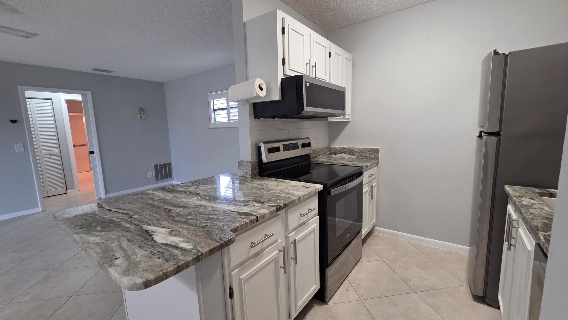1212 Breezy Way, Unit 7h, Sebastian, FL 32958 Photo