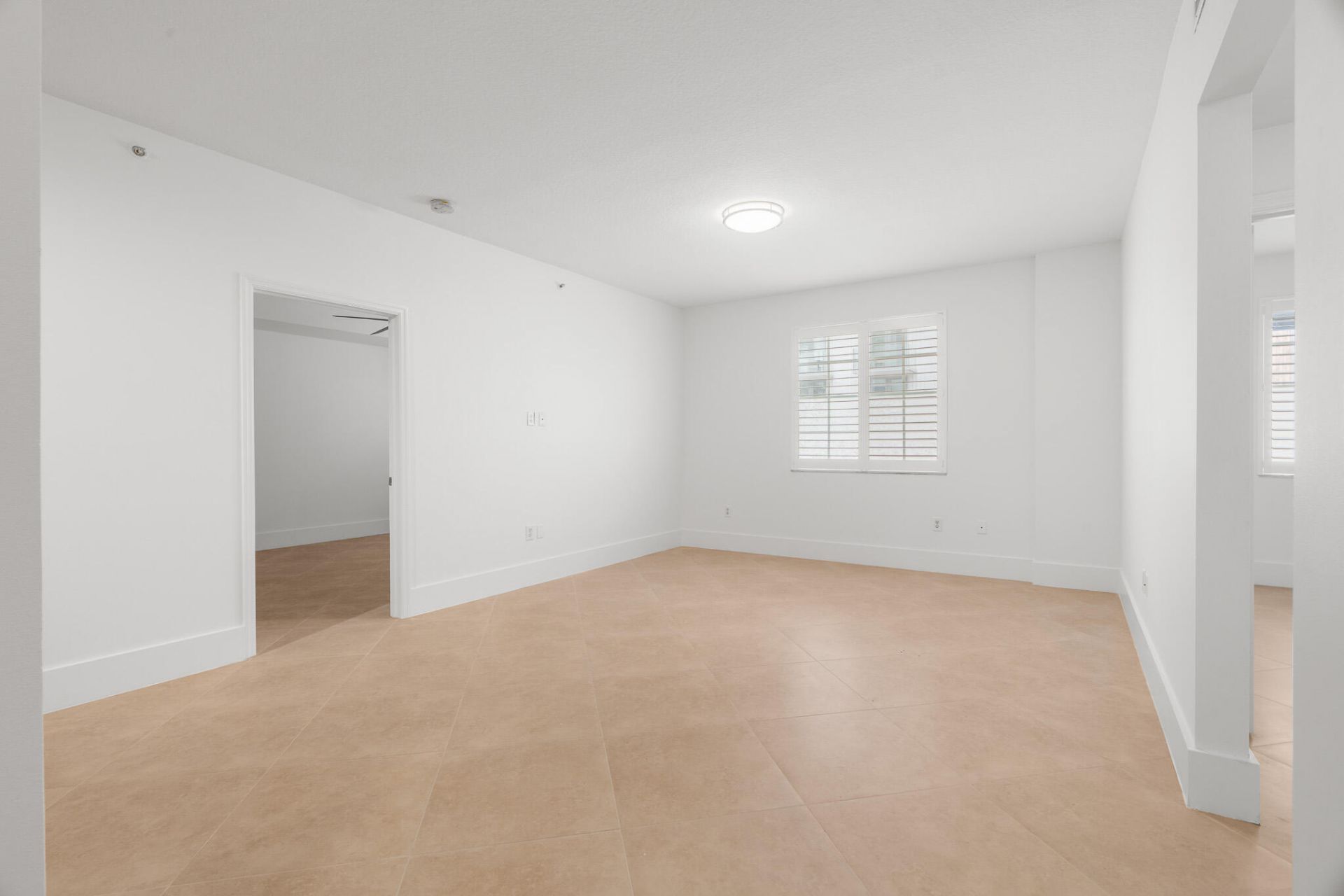 250 NE 3rd Avenue, Unit 1207, Delray Beach, FL 33444 Photo