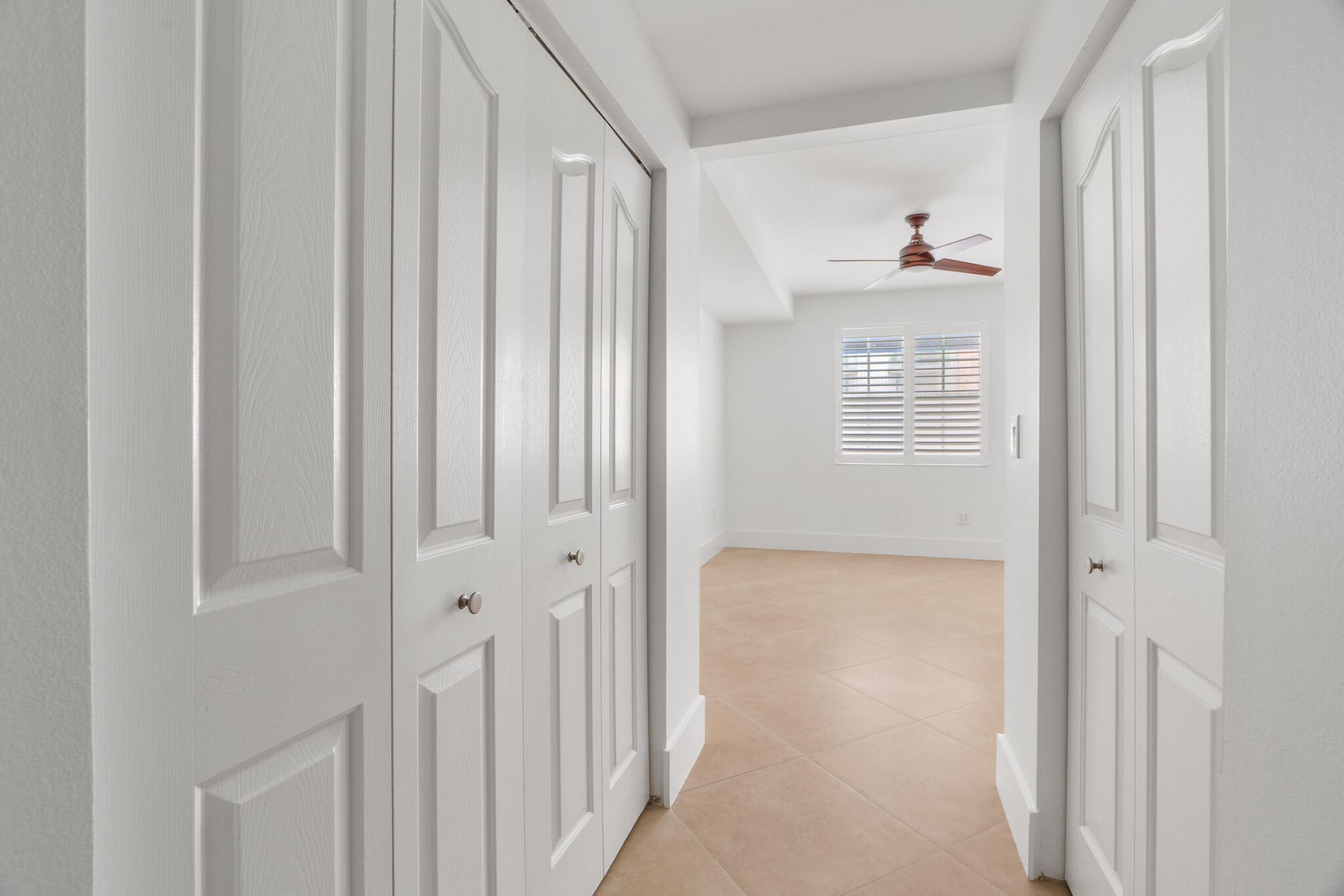 250 NE 3rd Avenue, Unit 1207, Delray Beach, FL 33444 Photo