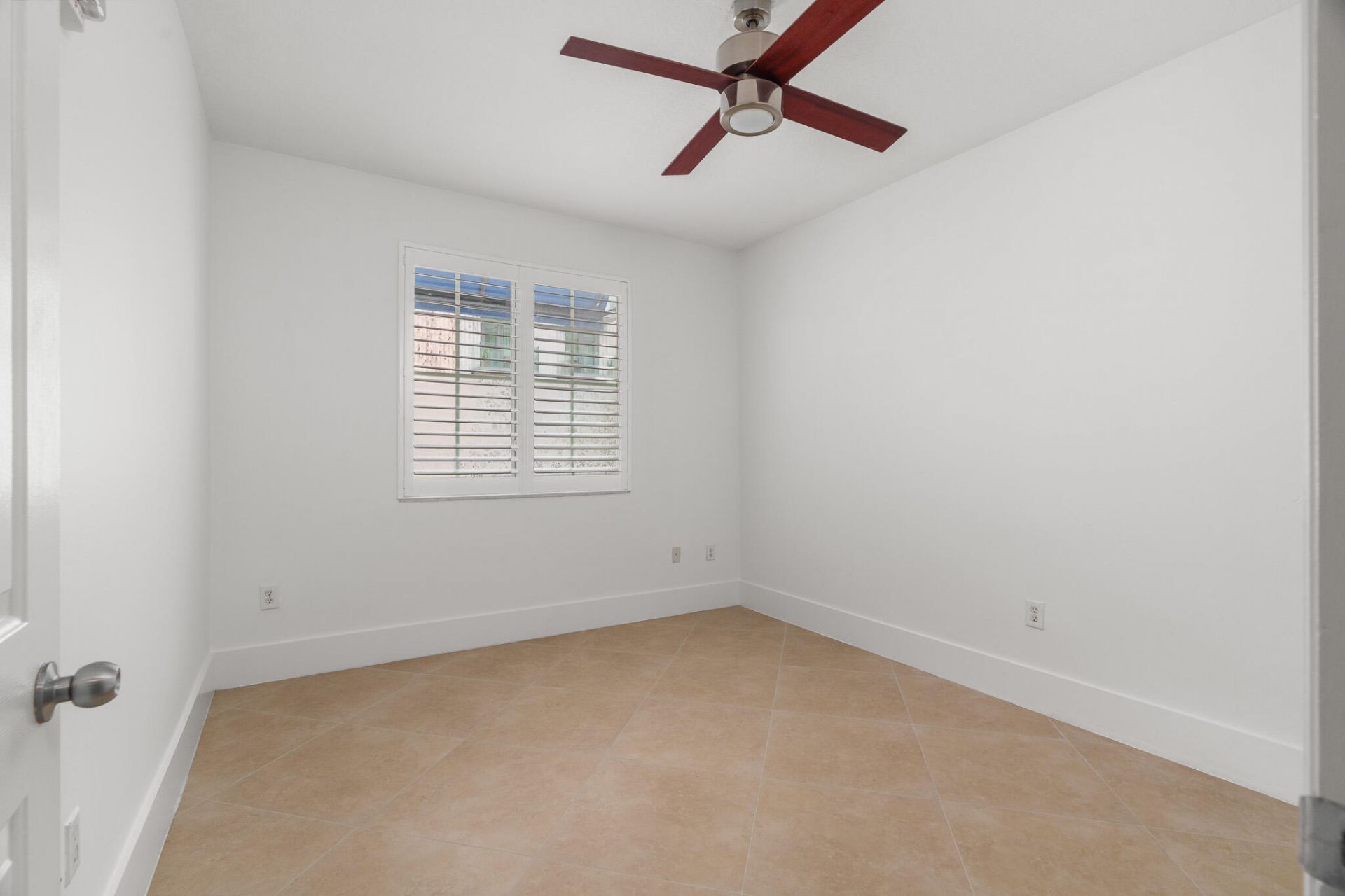 250 NE 3rd Avenue, Unit 1207, Delray Beach, FL 33444 Photo