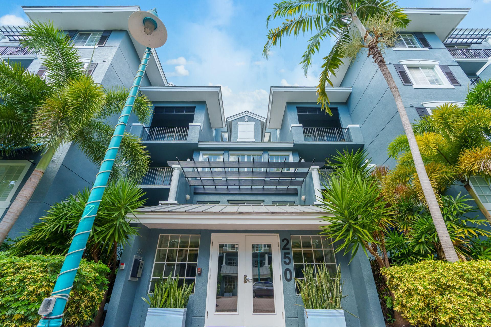 250 NE 3rd Avenue, Unit 1207, Delray Beach, FL 33444 Photo