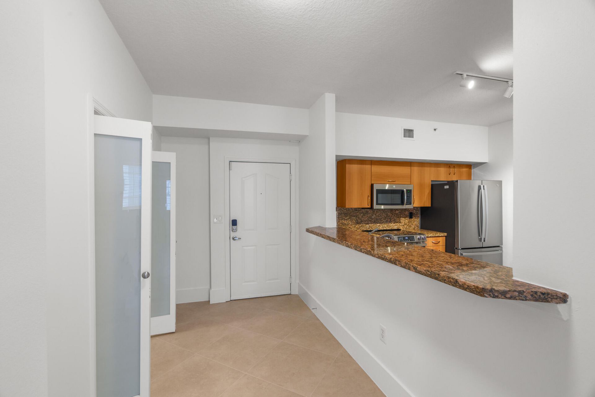 250 NE 3rd Avenue, Unit 1207, Delray Beach, FL 33444 Photo