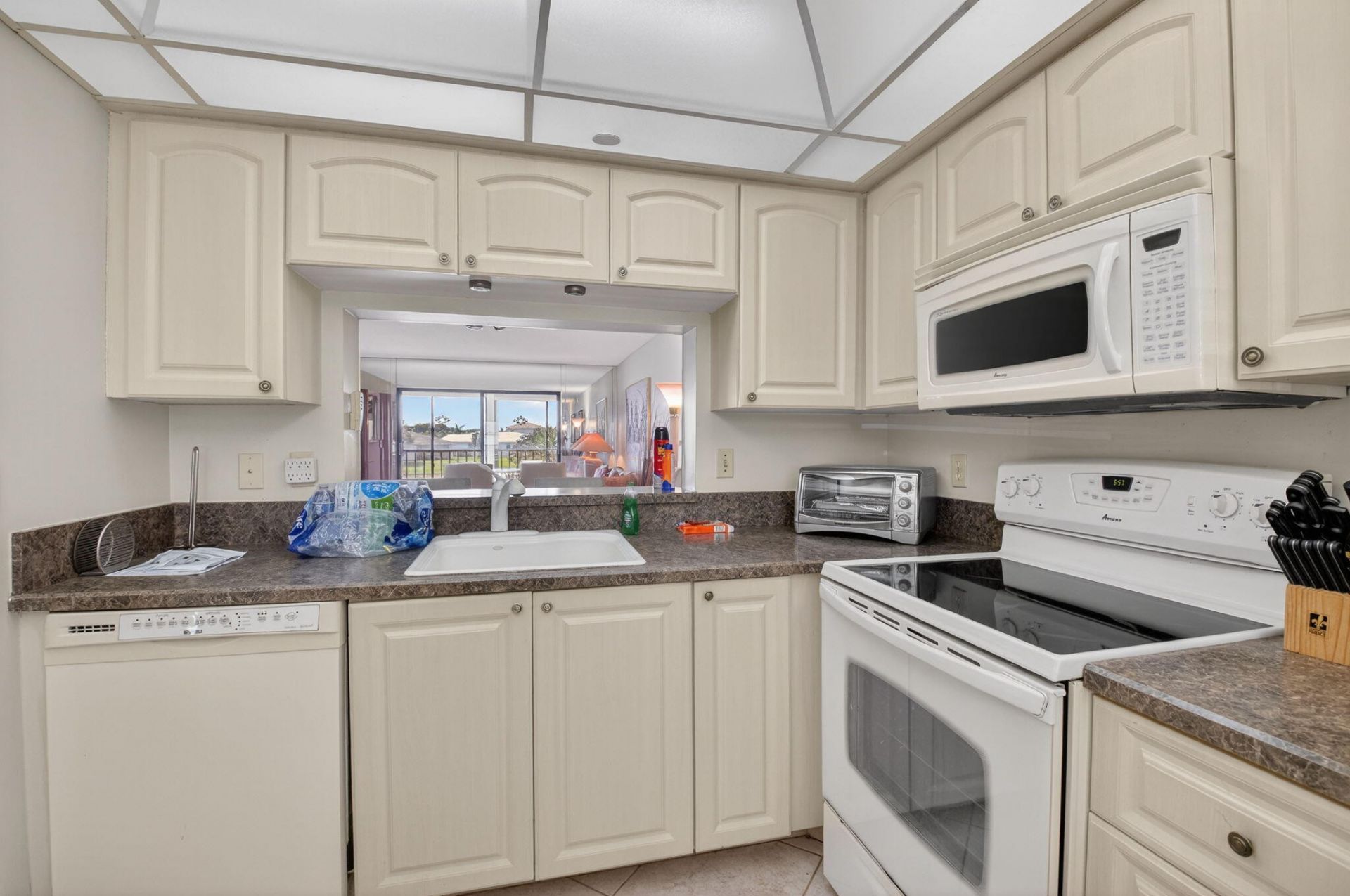 14476 Amberly Lane, Unit 203, Delray Beach, FL 33446 Photo