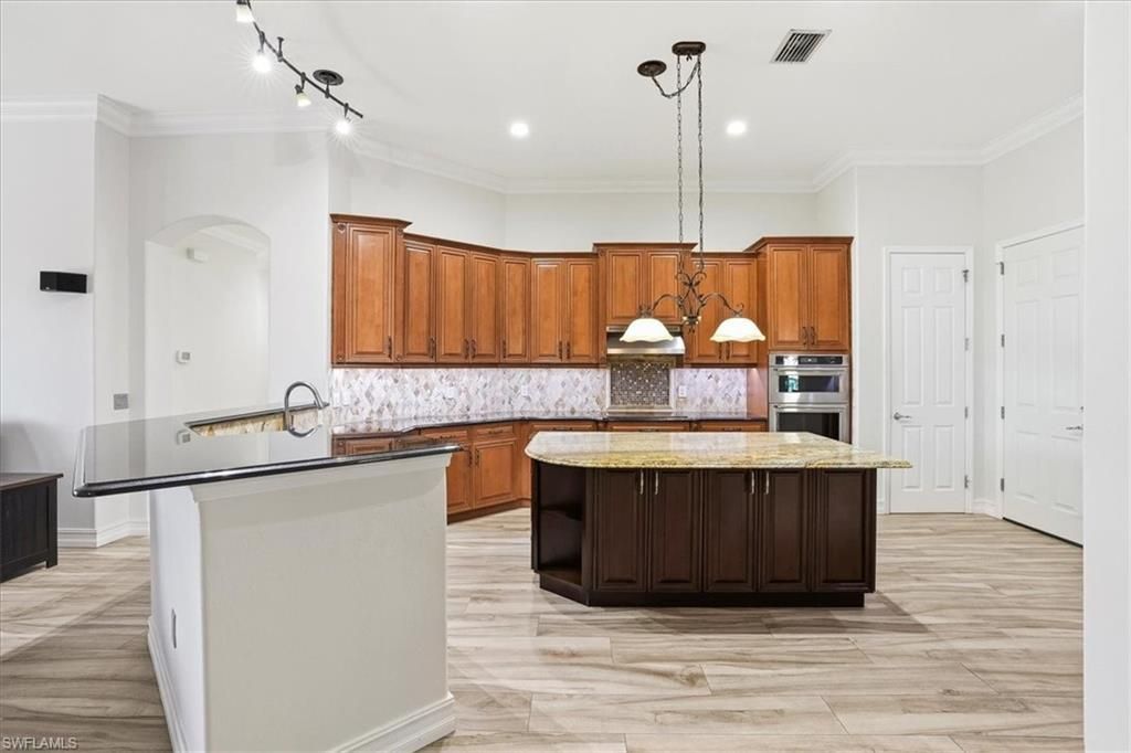 2050 Mandarin Ln, Naples, FL 34120 Photo