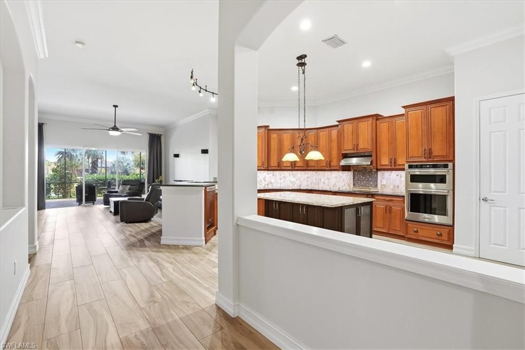 2050 Mandarin Ln, Naples, FL 34120 Photo