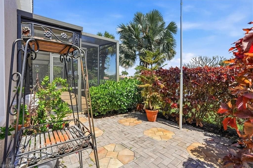 2050 Mandarin Ln, Naples, FL 34120 Photo