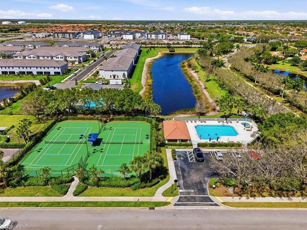 2050 Mandarin Ln, Naples, FL 34120 Photo