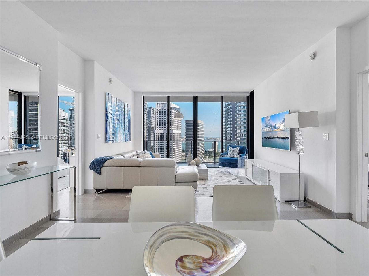 88 SW 7th St, Unit 2709, Miami, FL 33130 Photo