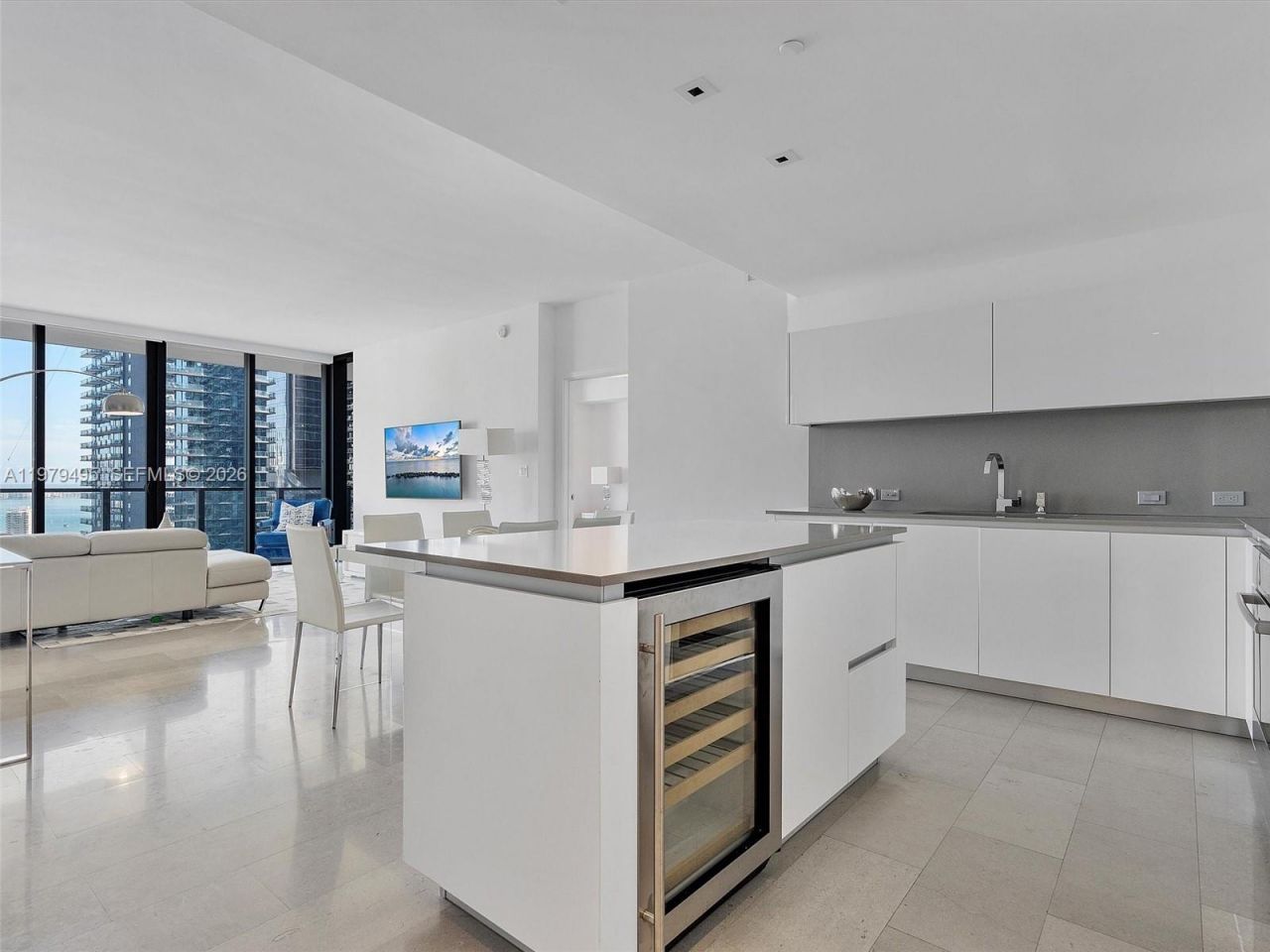 88 SW 7th St, Unit 2709, Miami, FL 33130 Photo