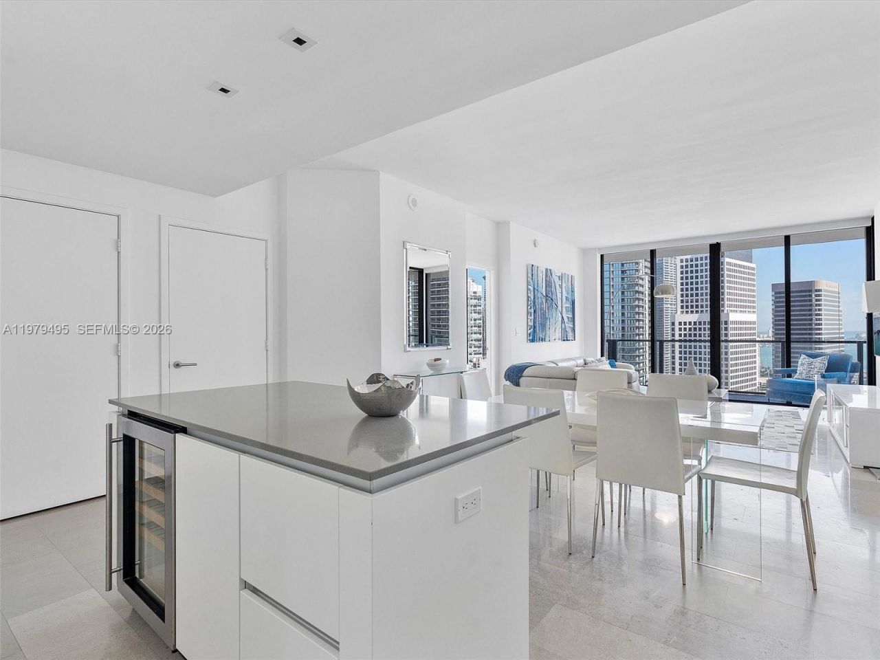88 SW 7th St, Unit 2709, Miami, FL 33130 Photo