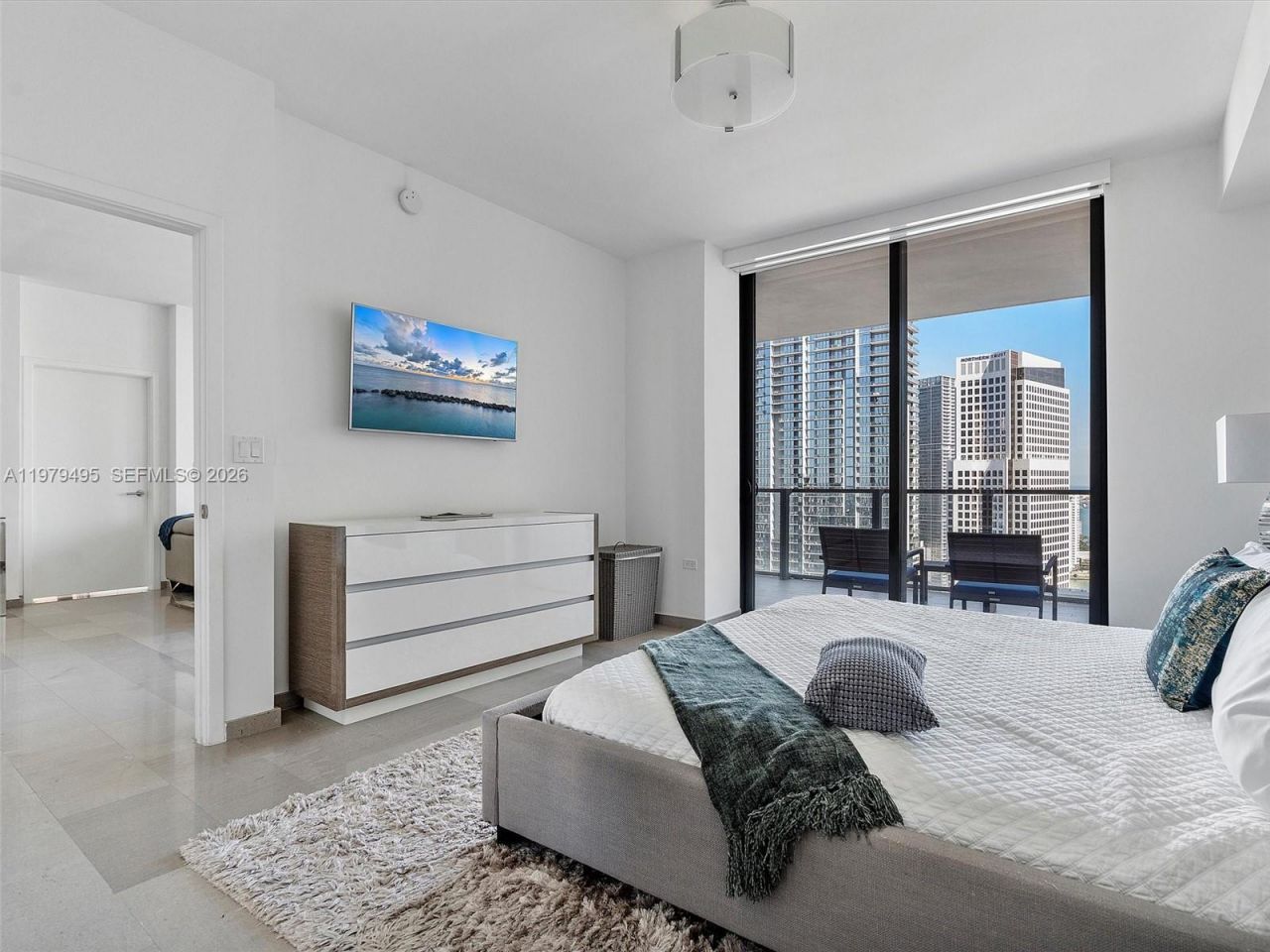 88 SW 7th St, Unit 2709, Miami, FL 33130 Photo