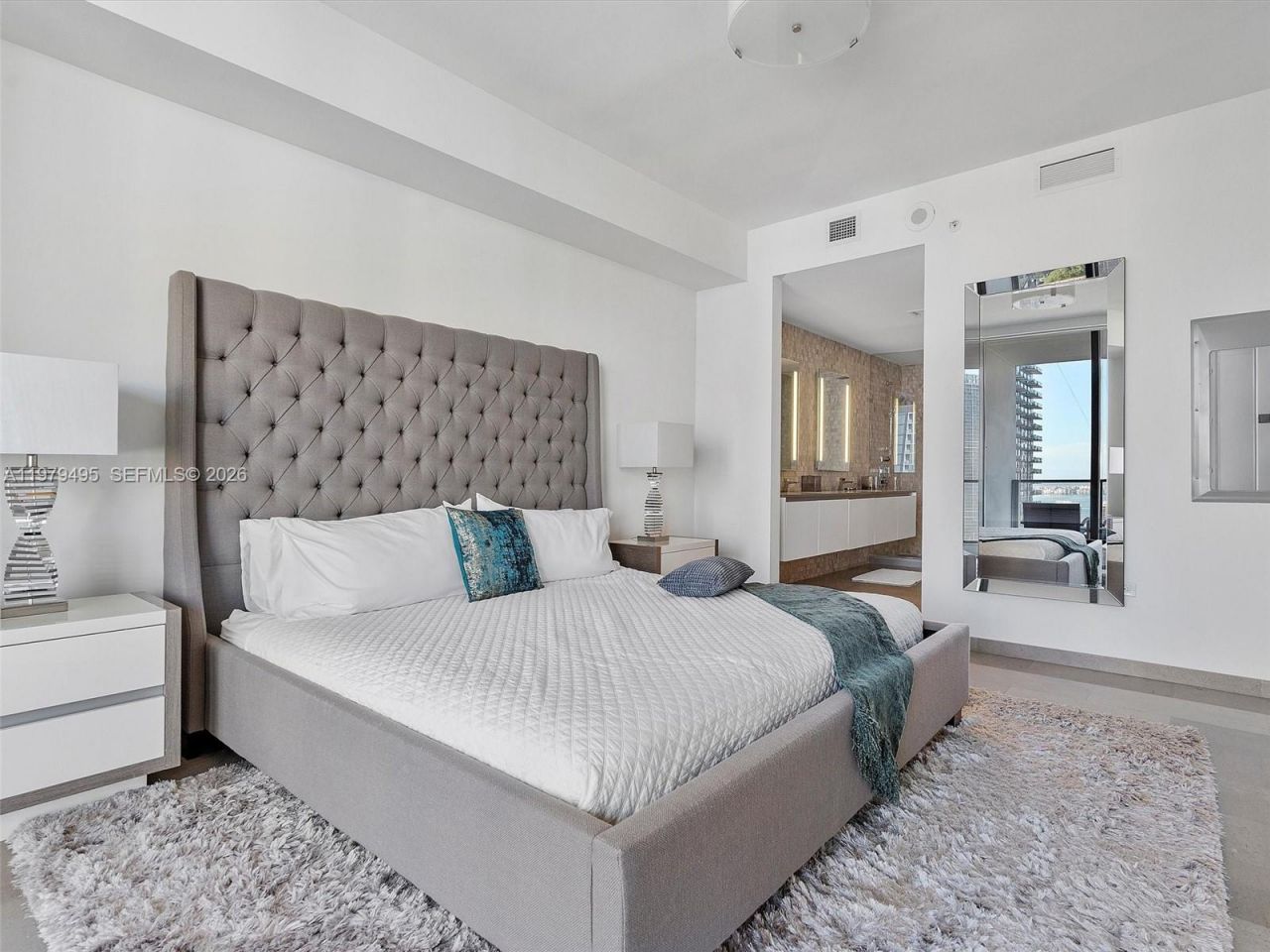 88 SW 7th St, Unit 2709, Miami, FL 33130 Photo