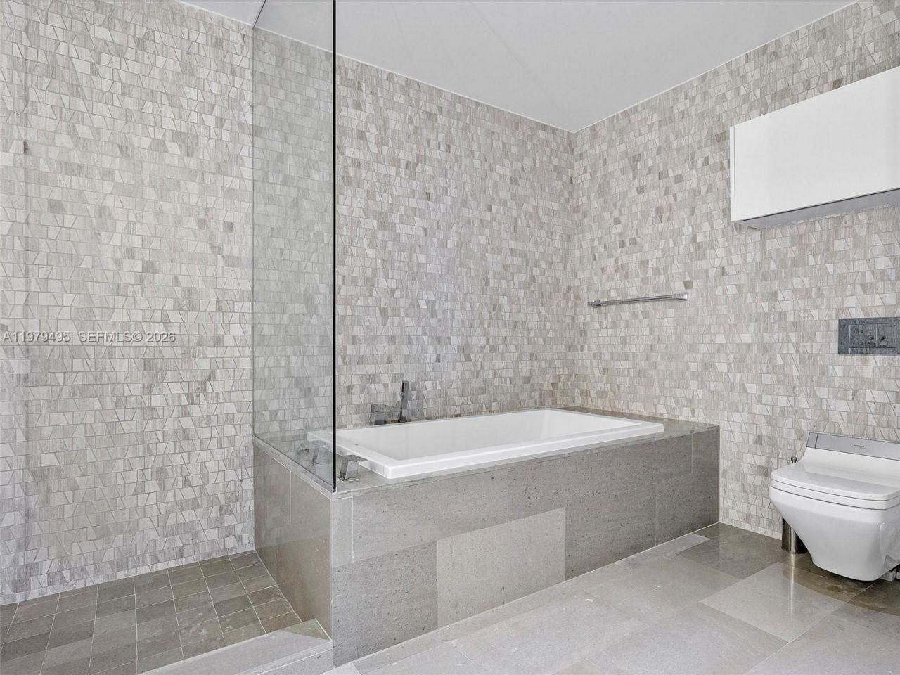 88 SW 7th St, Unit 2709, Miami, FL 33130 Photo