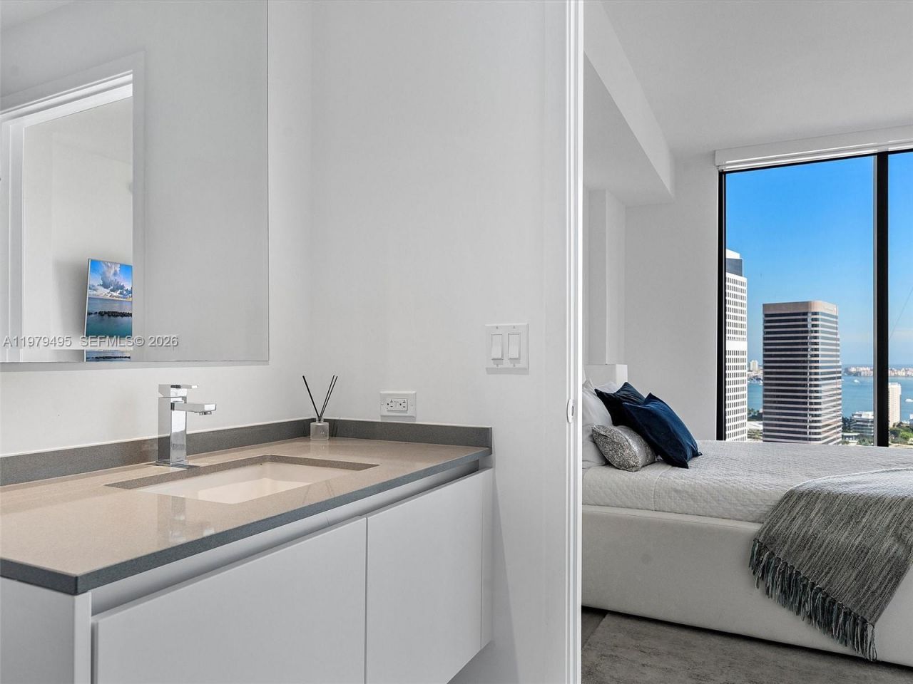 88 SW 7th St, Unit 2709, Miami, FL 33130 Photo