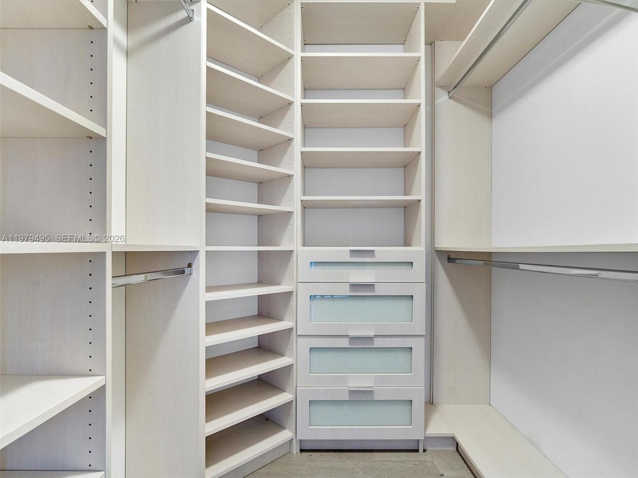 88 SW 7th St, Unit 2709, Miami, FL 33130 Photo