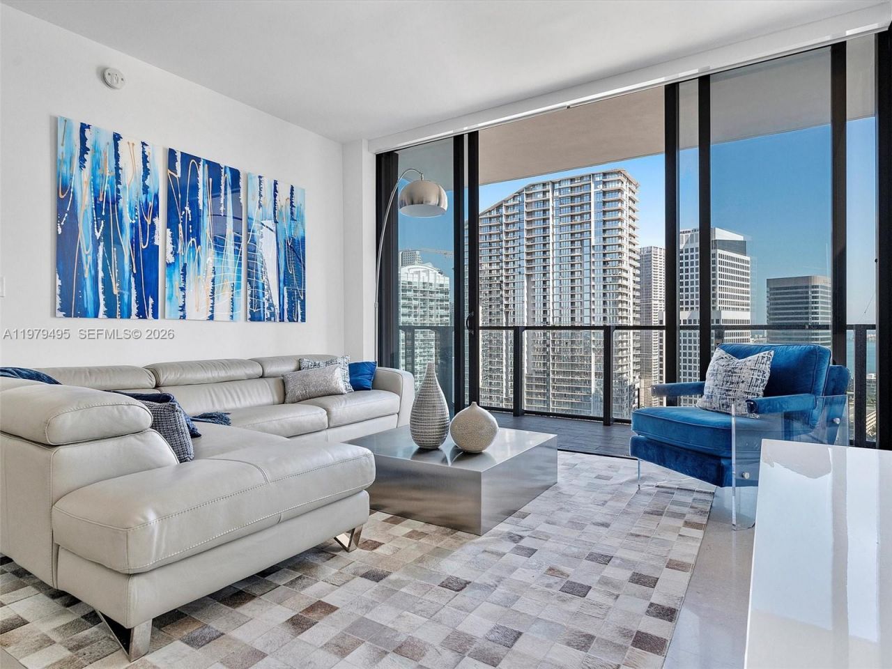 88 SW 7th St, Unit 2709, Miami, FL 33130 Photo