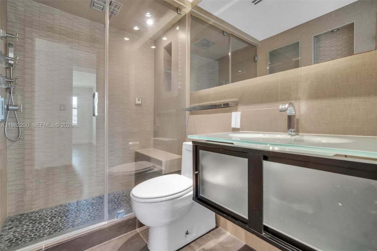 199 Ocean Lane Dr, Unit 1009, Key Biscayne, FL 33149 Photo