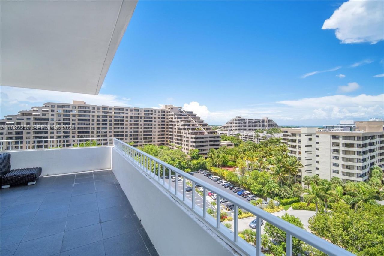 199 Ocean Lane Dr, Unit 1009, Key Biscayne, FL 33149 Photo