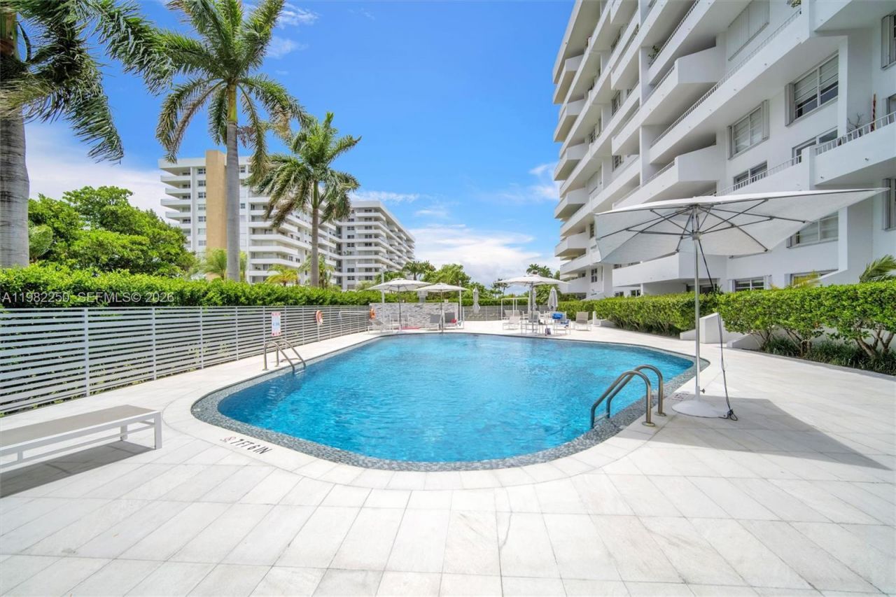 199 Ocean Lane Dr, Unit 1009, Key Biscayne, FL 33149 Photo